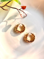 Load image into Gallery viewer, Golden Honeycomb Earrings
