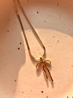 Load image into Gallery viewer, Whimsical knot Necklace
